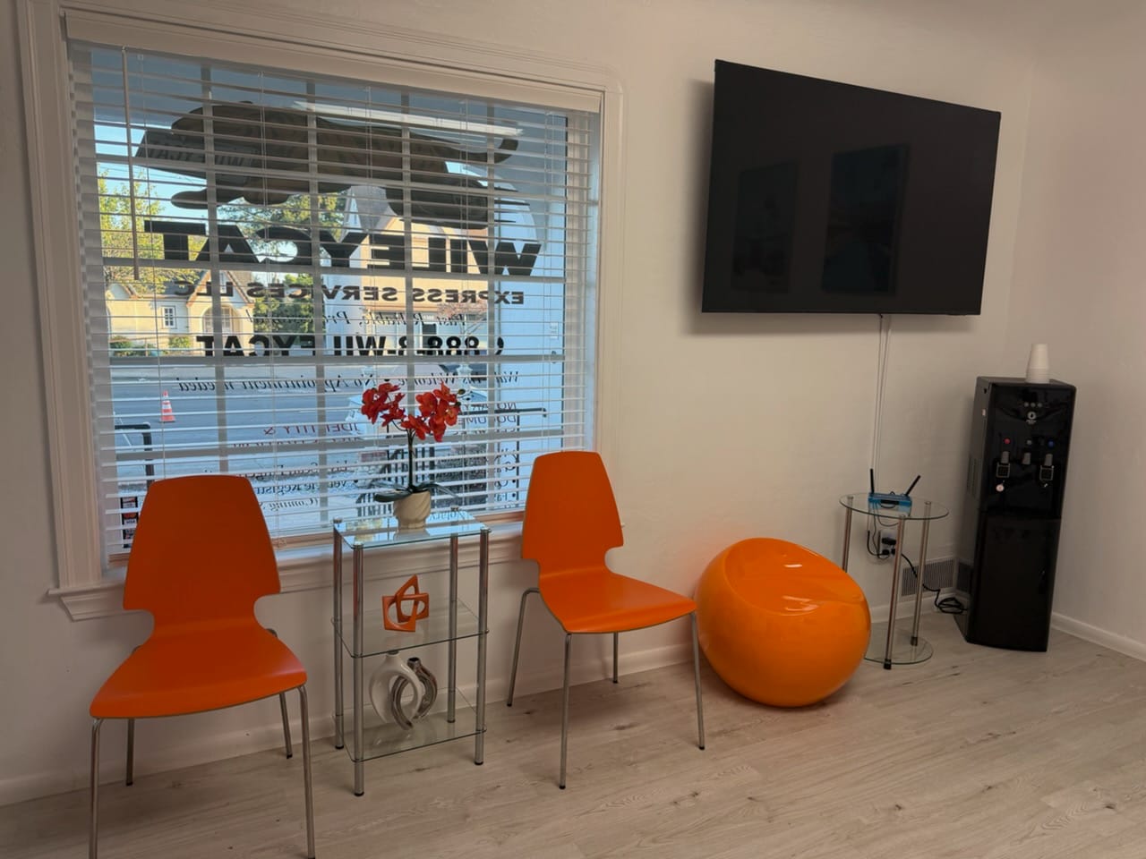 WileyCat Express Services comfortable waiting area